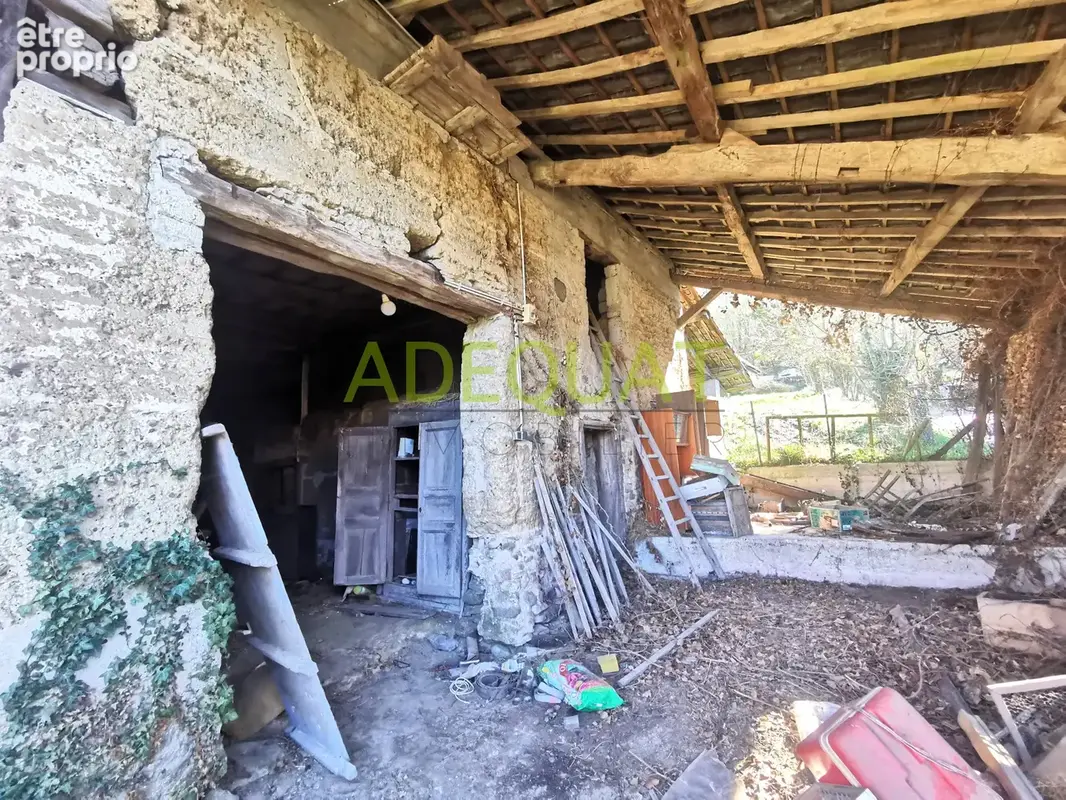 Appartement en duplex a creer dans une grange - photo 2