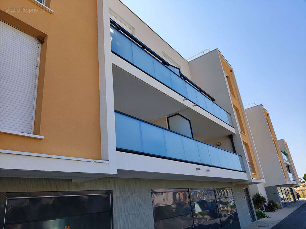 Appartement à SAUVIAN