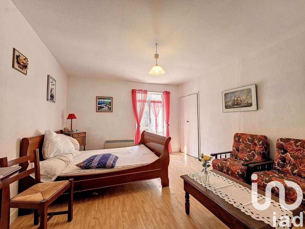 Photo 3 - Appartement à BOURBON-L'ARCHAMBAULT