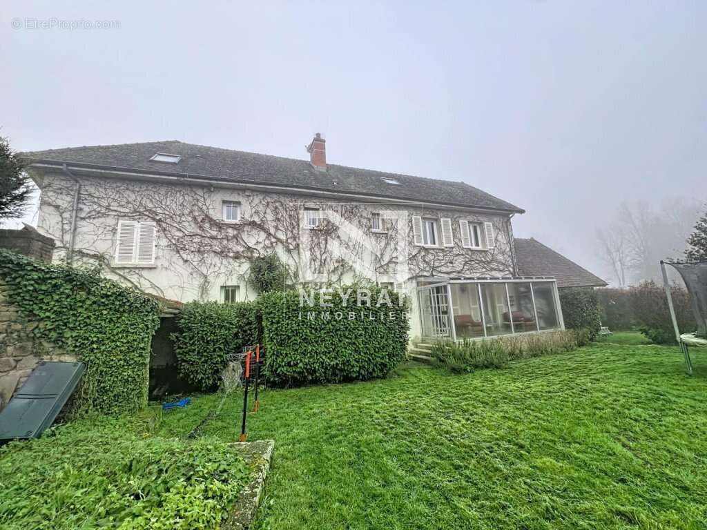 Maison à ETANG-SUR-ARROUX