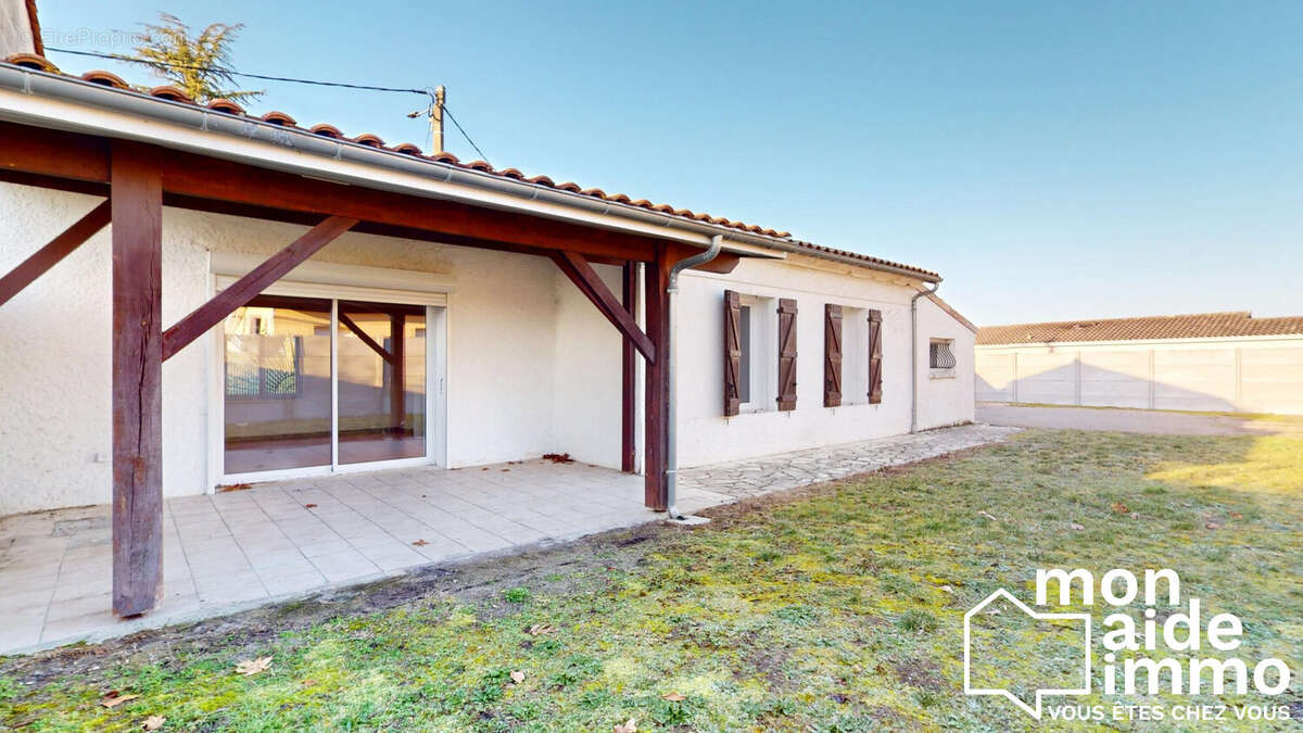 Maison à FARGUES-SAINT-HILAIRE