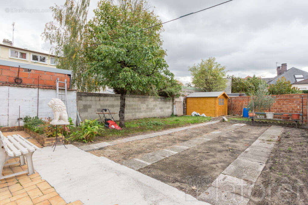 Maison à VILLEMOMBLE