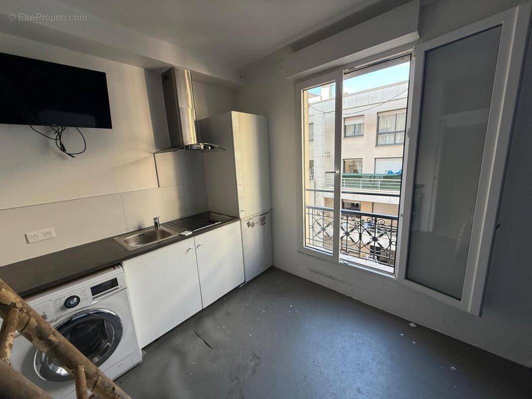 Appartement à PARIS-19E