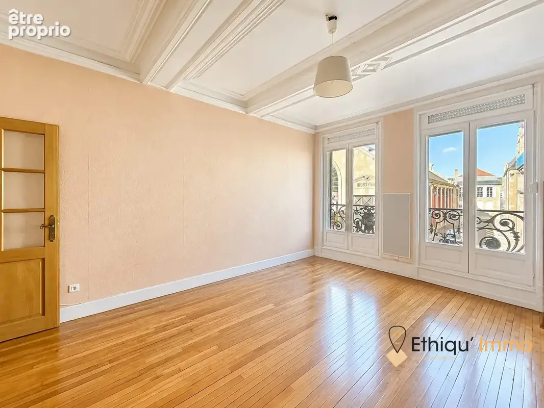 Appartement 5 pièces 122 m² à vendre à Bar-Sur-Aube (10200) - photo 3