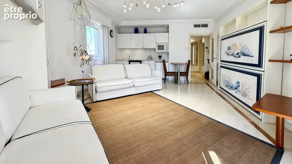 Appartement à VALLAURIS