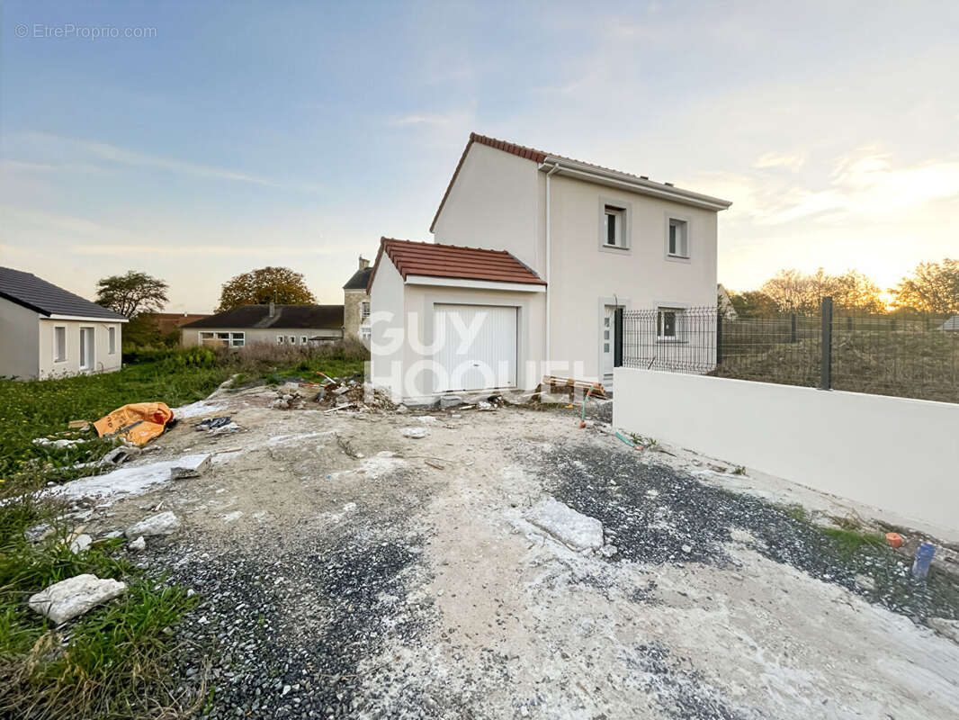 Maison à MISSY