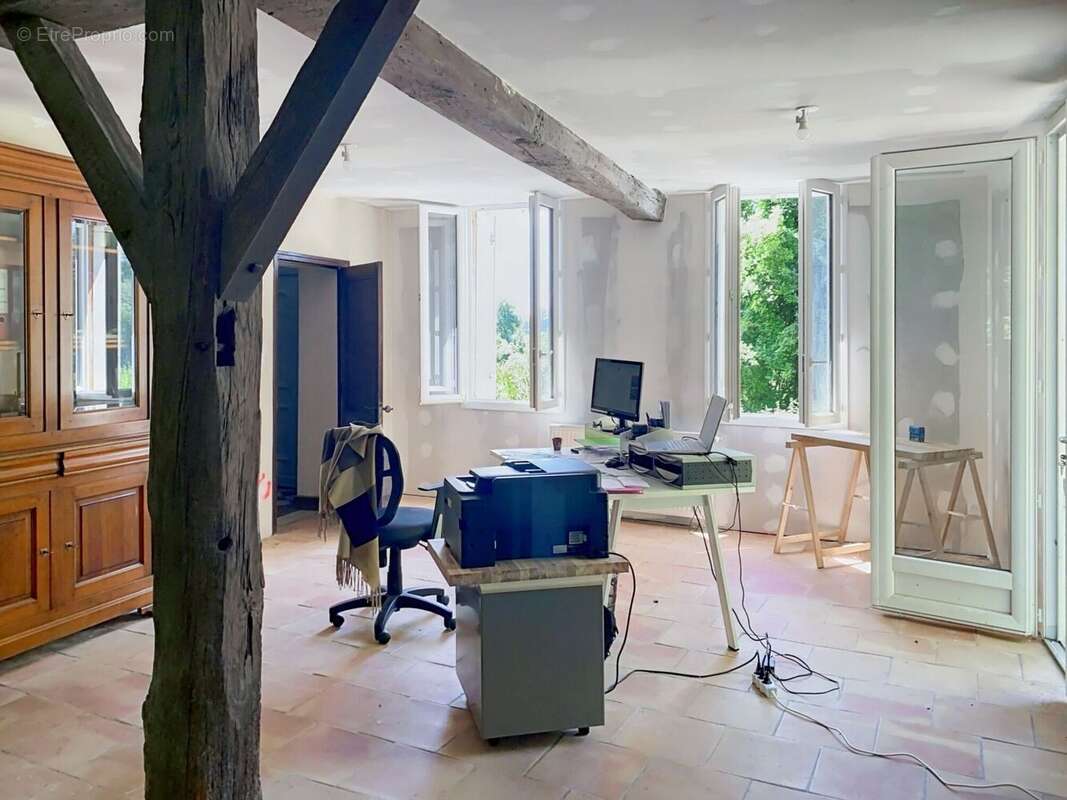 Maison à MONTPON-MENESTEROL