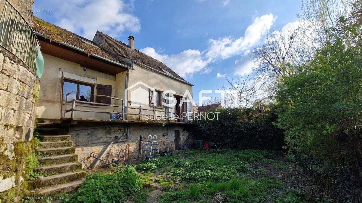 Photo 1 - Maison à NOYERS