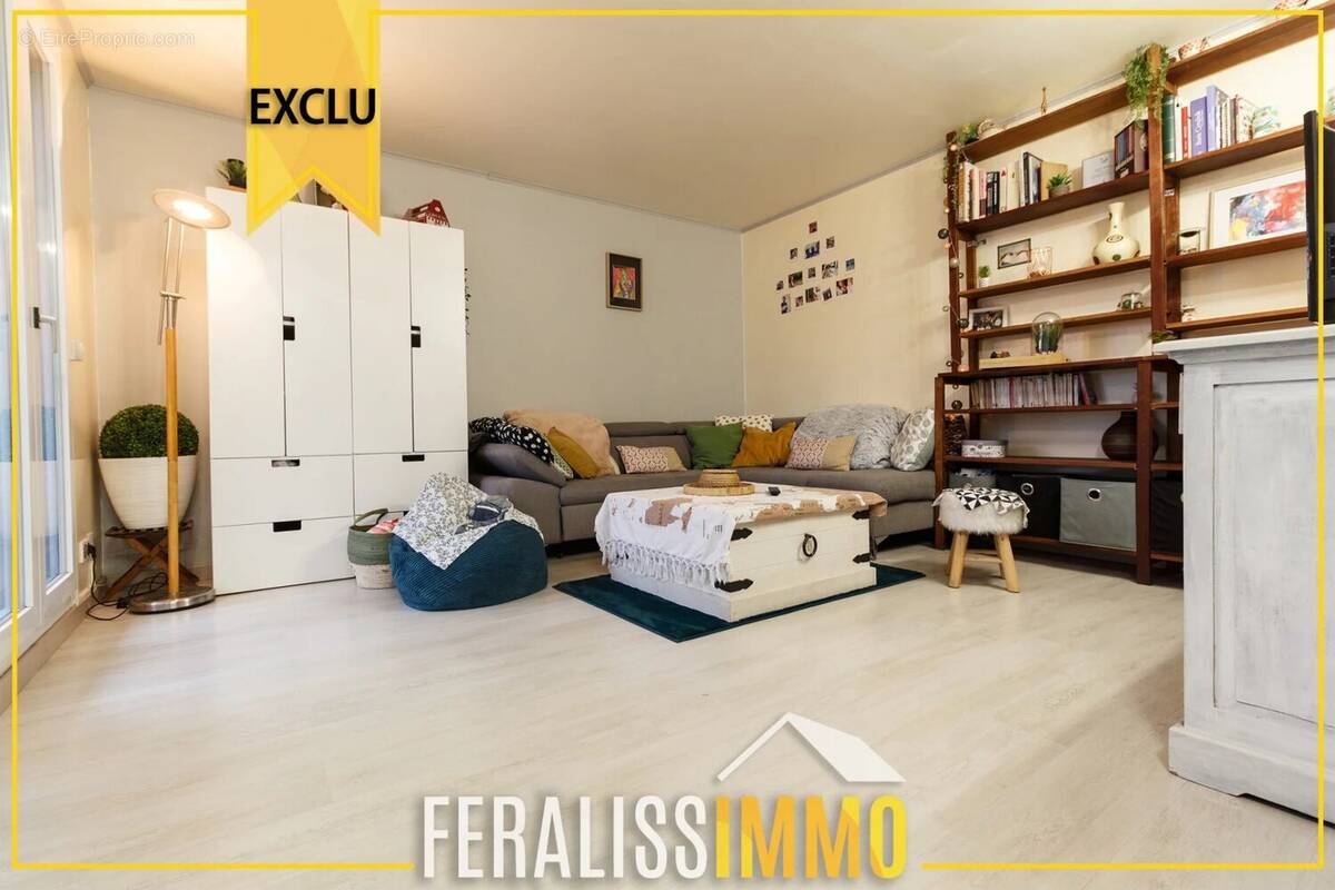 Appartement à JOUY-LE-MOUTIER