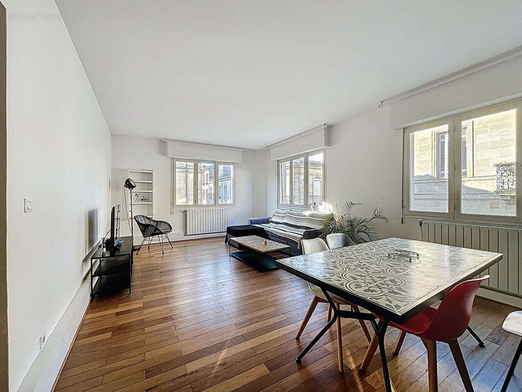 Appartement à BORDEAUX