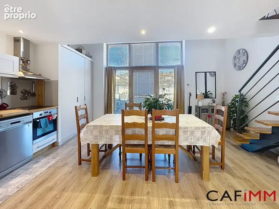 Appartement 60 m² à Saint-Laurent-D'agny  - photo 5