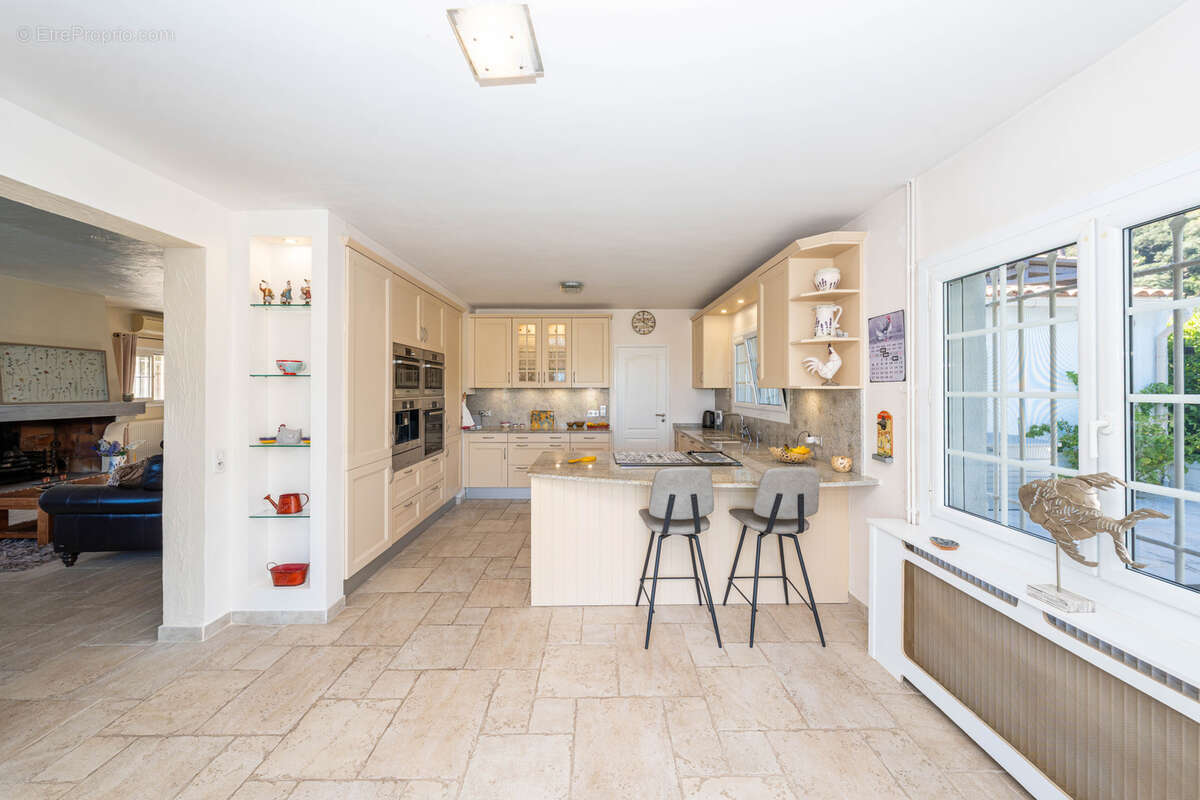 Maison à LA COLLE-SUR-LOUP