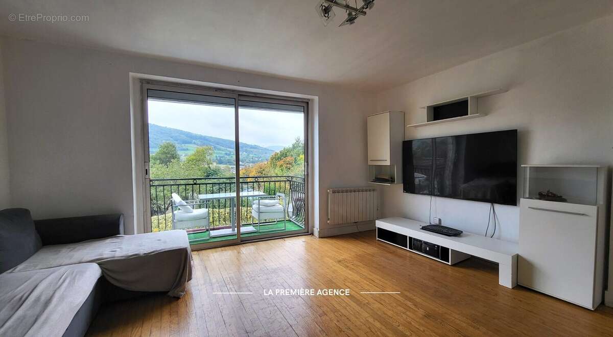 Maison à PONTCHARRA-SUR-TURDINE