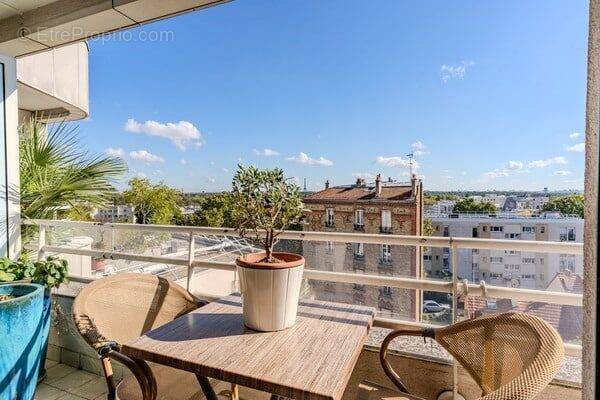Appartement à SURESNES