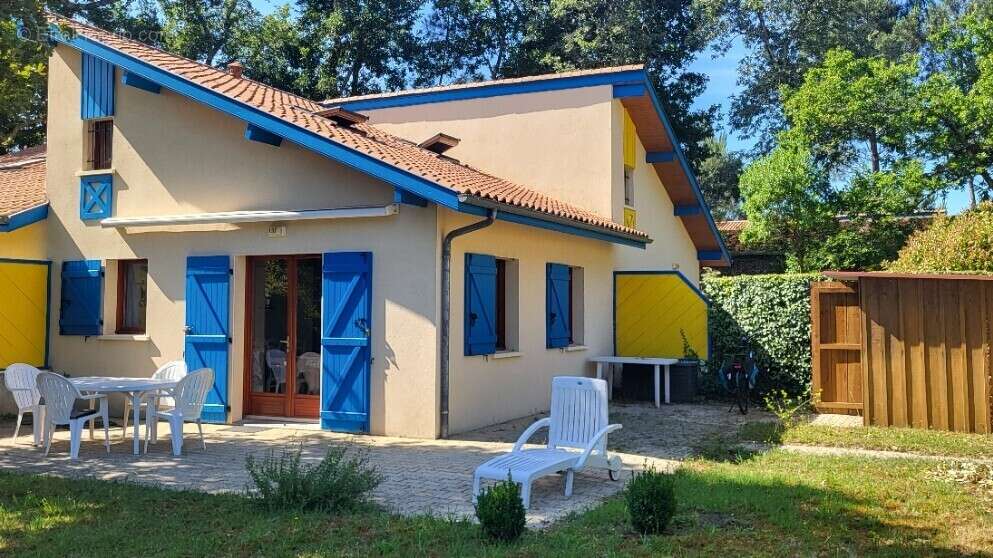 Photo-2025/063000-1-5 - Maison à SAINT-JULIEN-EN-BORN