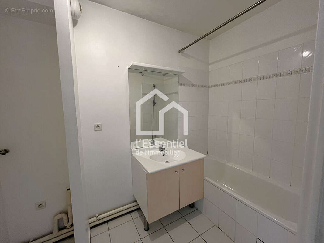 Appartement Verneuil-sur-seine 3 pièce(s) 64 m2 Rez de Jardin 204m² - photo 7