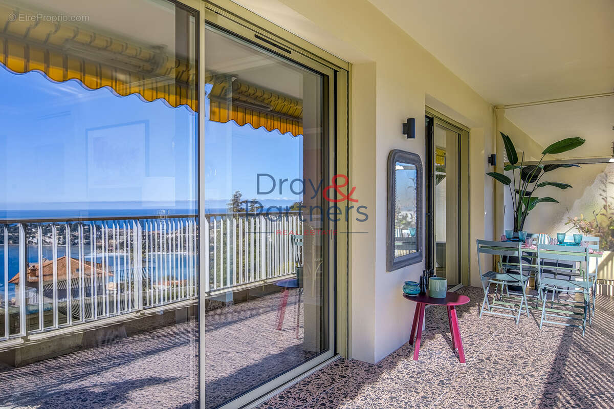 Appartement à VILLEFRANCHE-SUR-MER