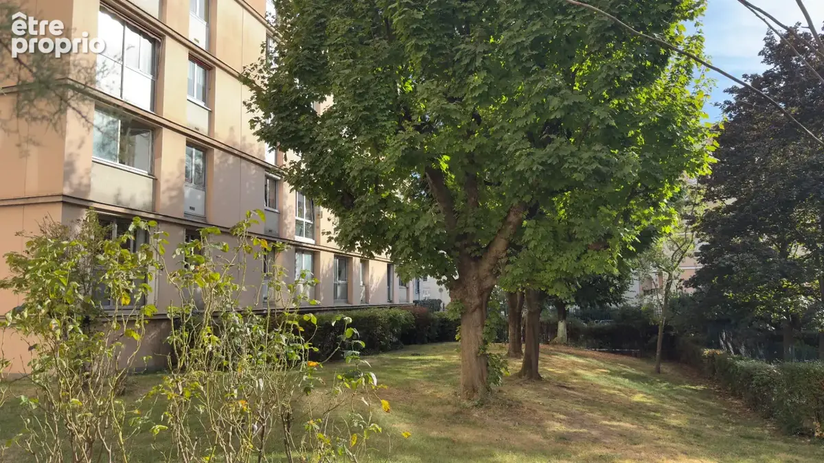 Photo Appartement à Montrouge au prix de 260 000€