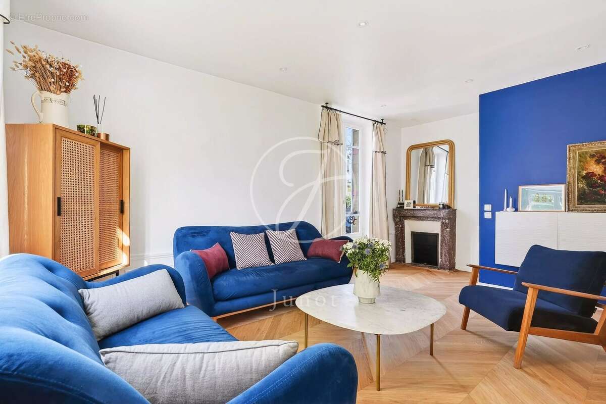 Maison à LE VESINET