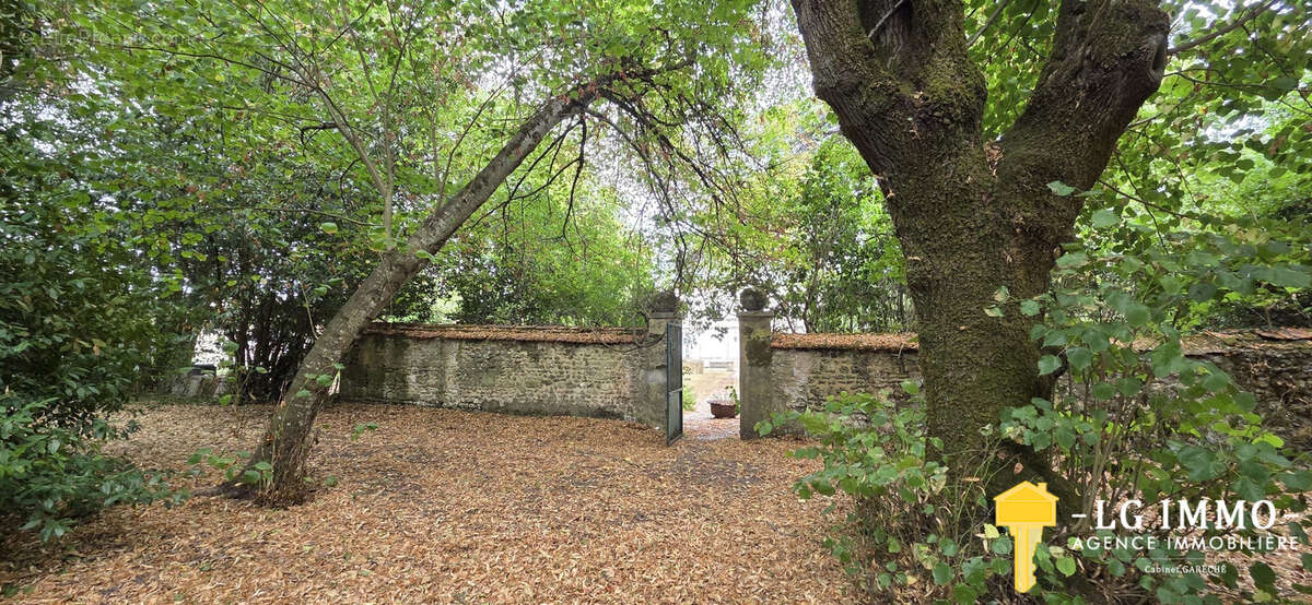 Maison de maitre, 400 m2, 190 m2 dépendances, parc 7 000 m2 - photo 34