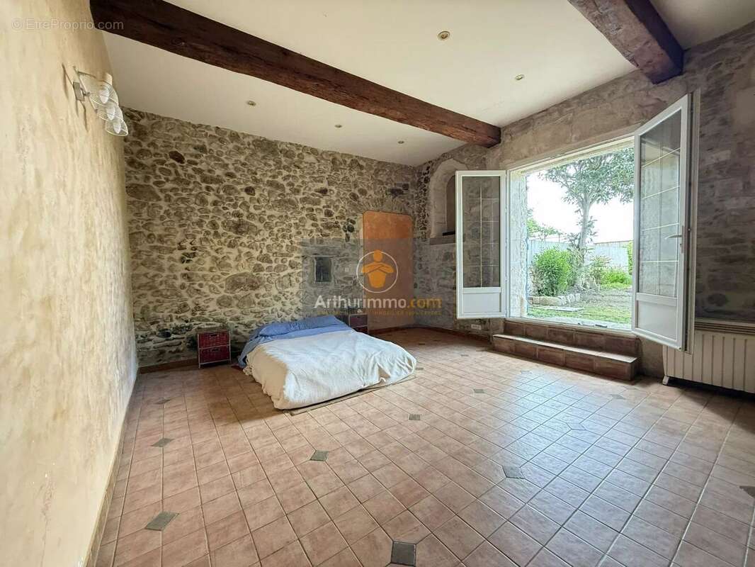 Appartement à PONT-SAINT-ESPRIT