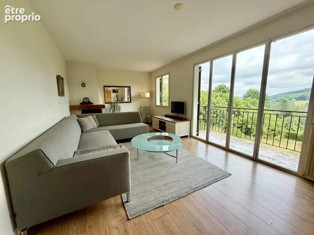 Maison indépendante avec vue magnifique près d'Anost - photo 2