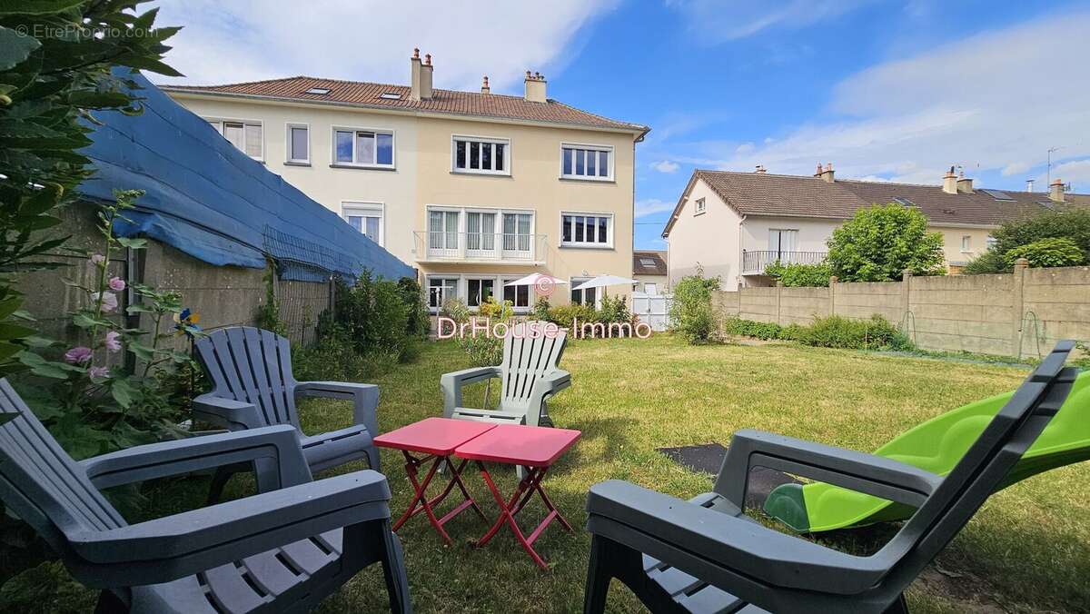 Maison 207 m² à Le Mans  - photo 6