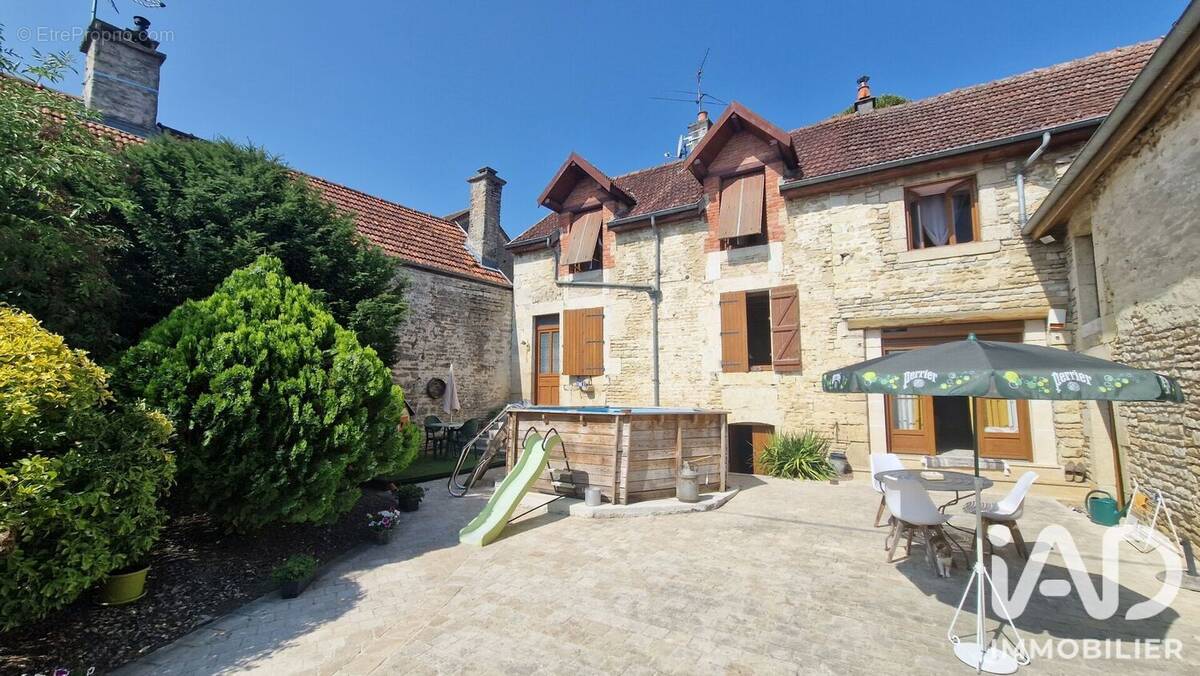 Photo 1 - Maison à BOUIX
