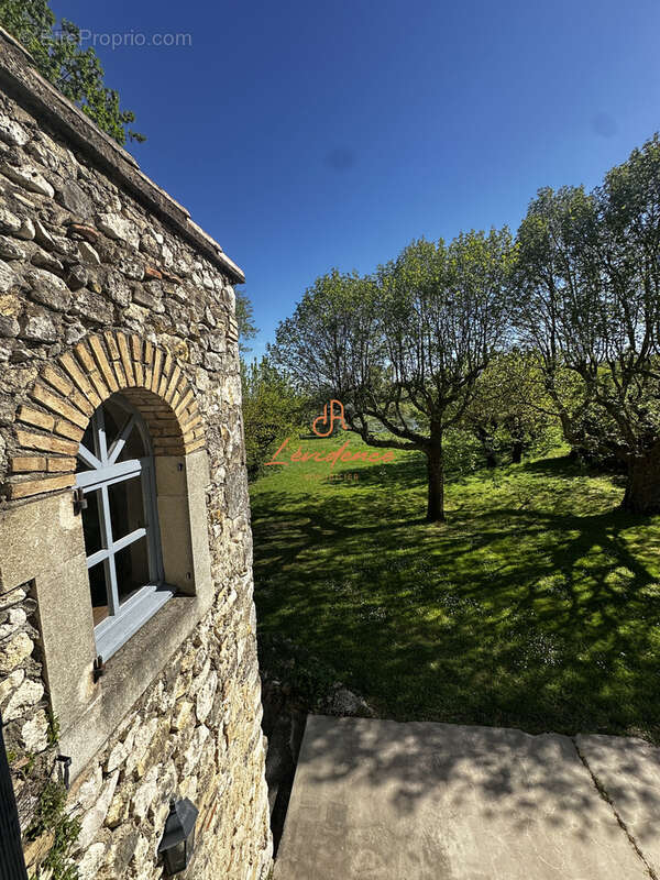 Maison à MALATAVERNE