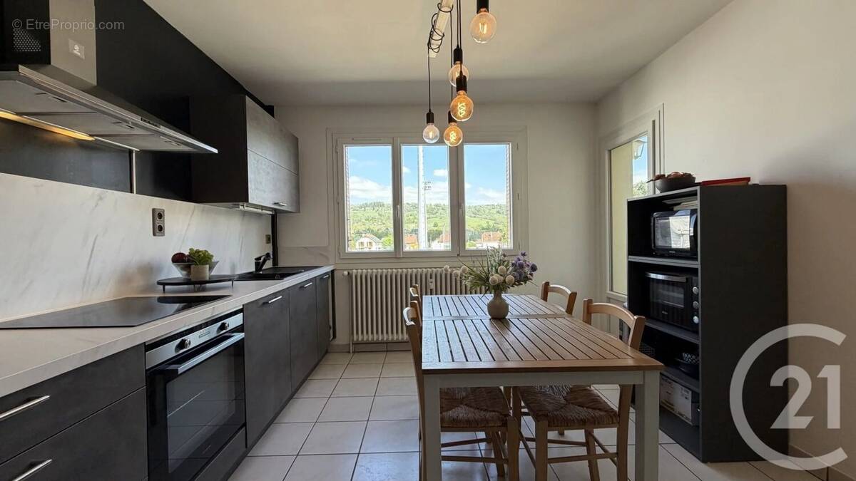 Appartement 92 m² à Rumilly  - photo 5