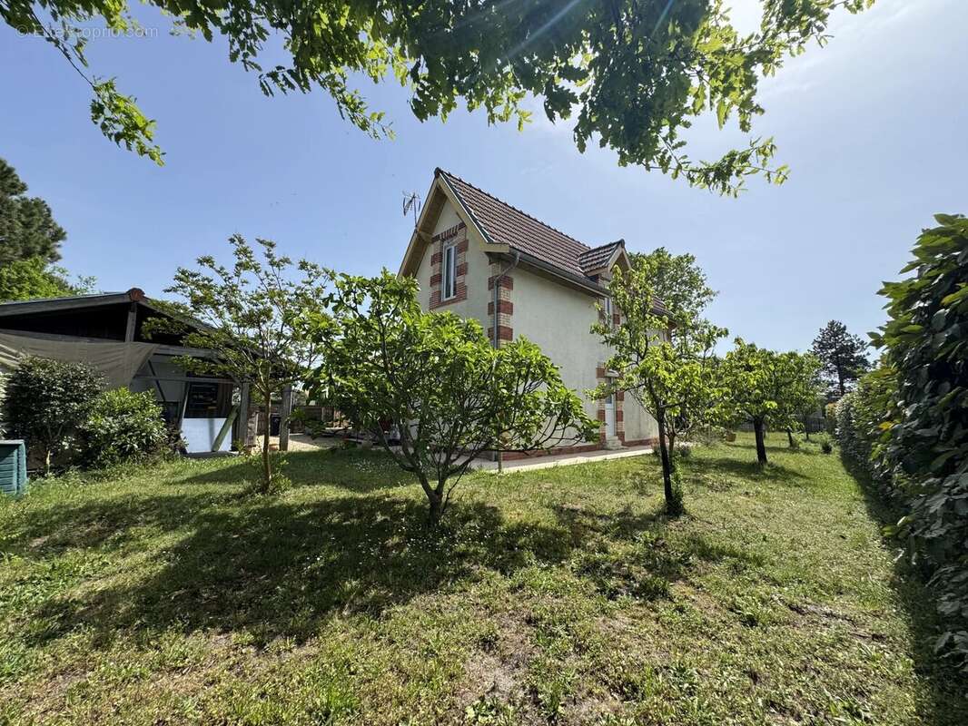 Maison à LACANAU