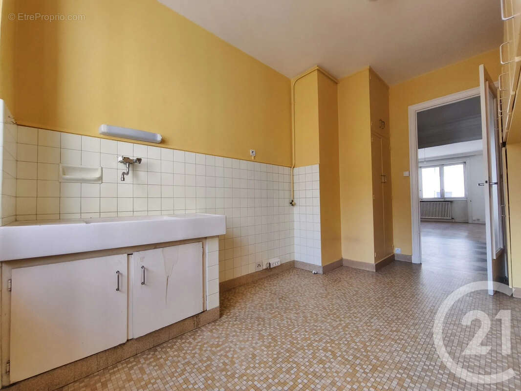 Appartement à LYON-3E