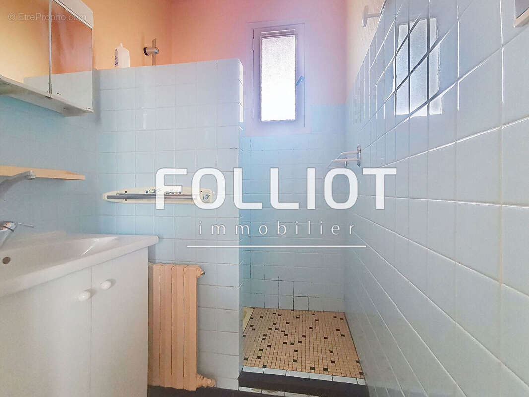 Maison à JULLOUVILLE