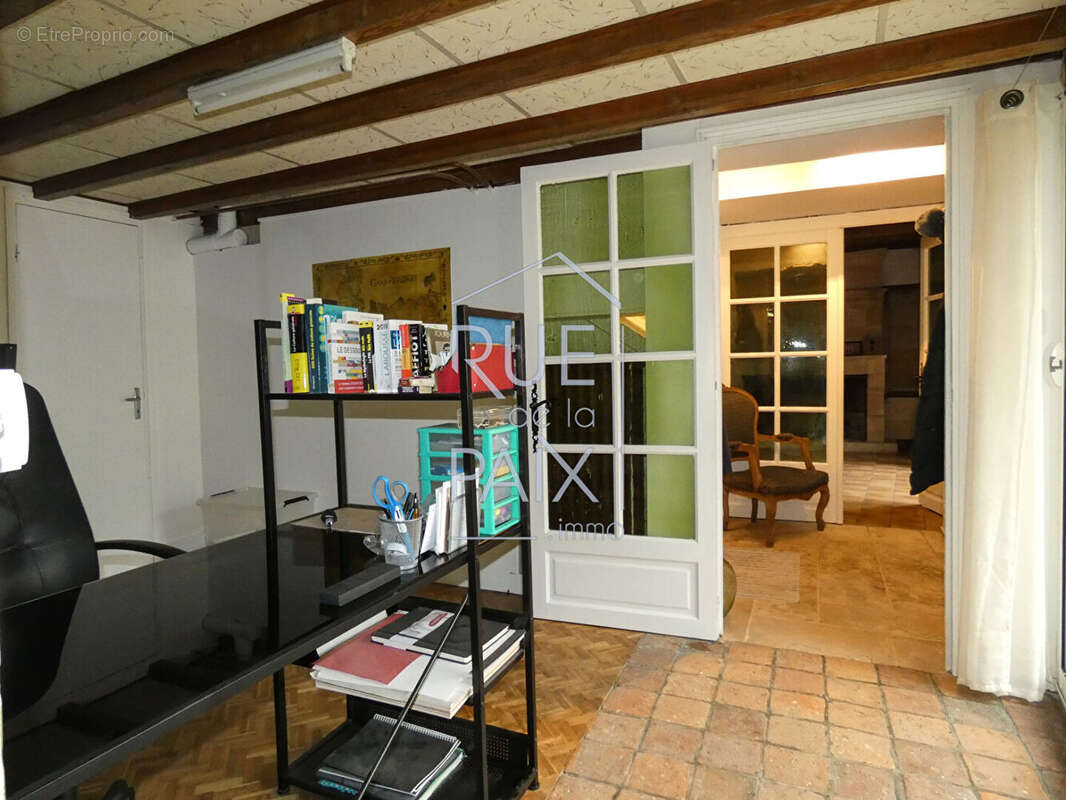 Maison à LES TROIS-MOUTIERS