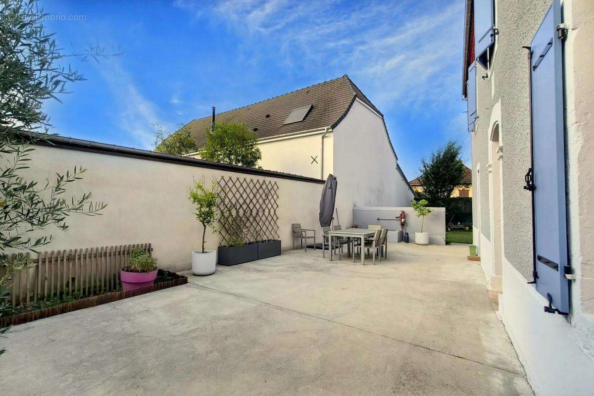 Maison de caractère au coeur de lons - photo 3