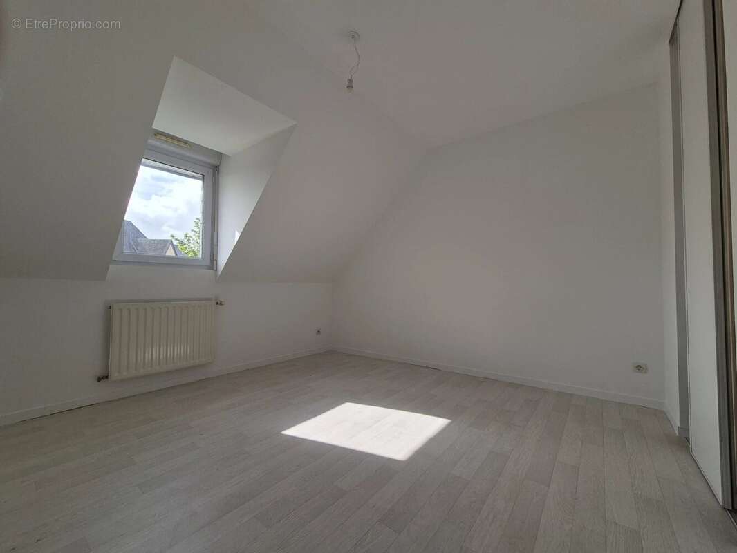 Maison à SAINT-BERTHEVIN