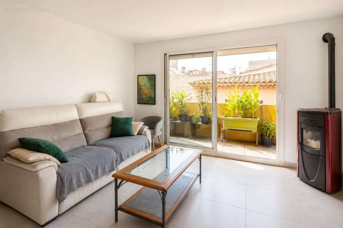 Appartement à OLLIOULES