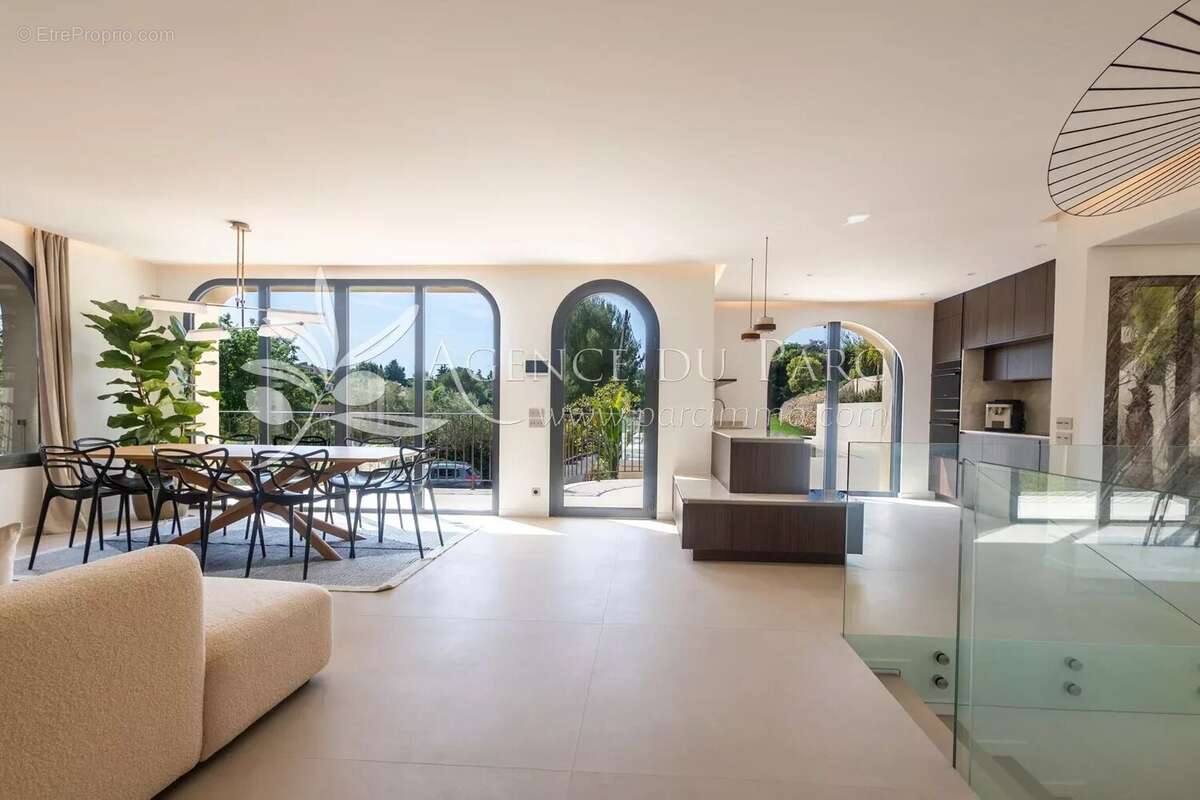 Villa de charme 216 m2+ 199 m2 de possibilité d’agrandissement - photo 10