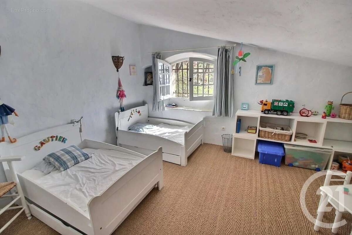 Maison à LE BAR-SUR-LOUP