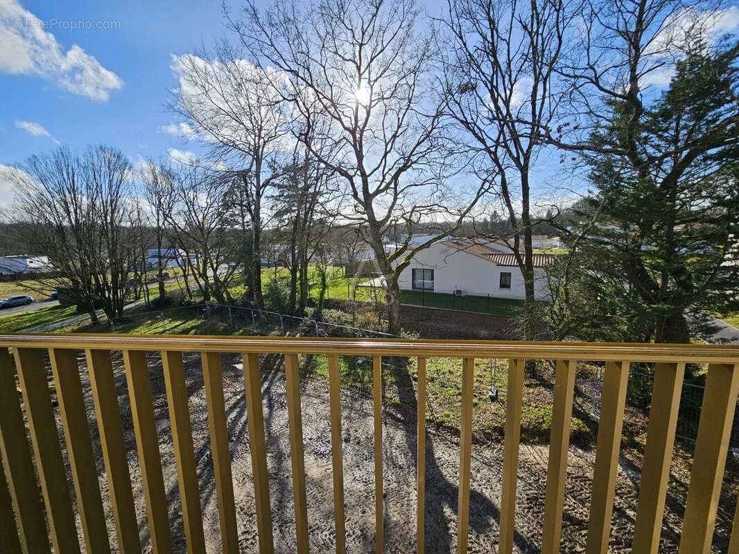 Profitez du prêt à taux zéro jusqu'à 61 500  ! - Seulement 4 appartements restants ! - photo 2