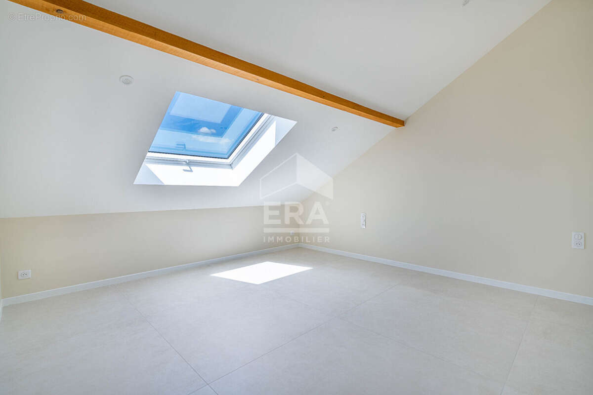 Appartement 91m² à mésigny - photo 7