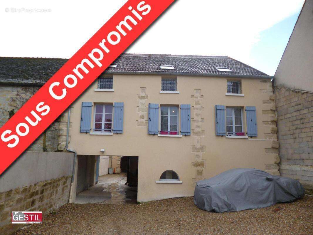 Appartement à NEUVILLE-SUR-OISE