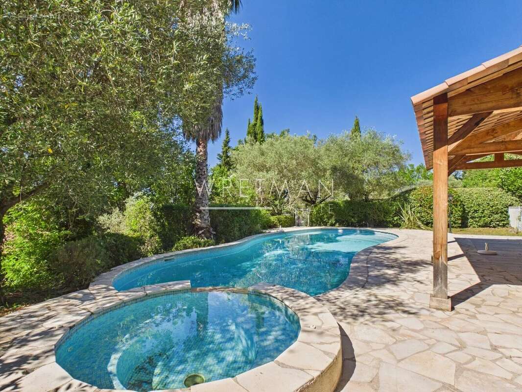 Maison à FAYENCE