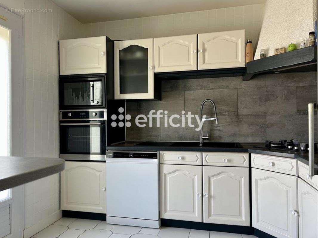 Maison à TONNAY-CHARENTE