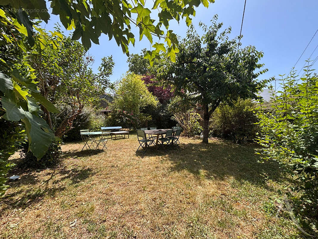 Maison 3 chambres jardin et garage - Bourges - photo 17