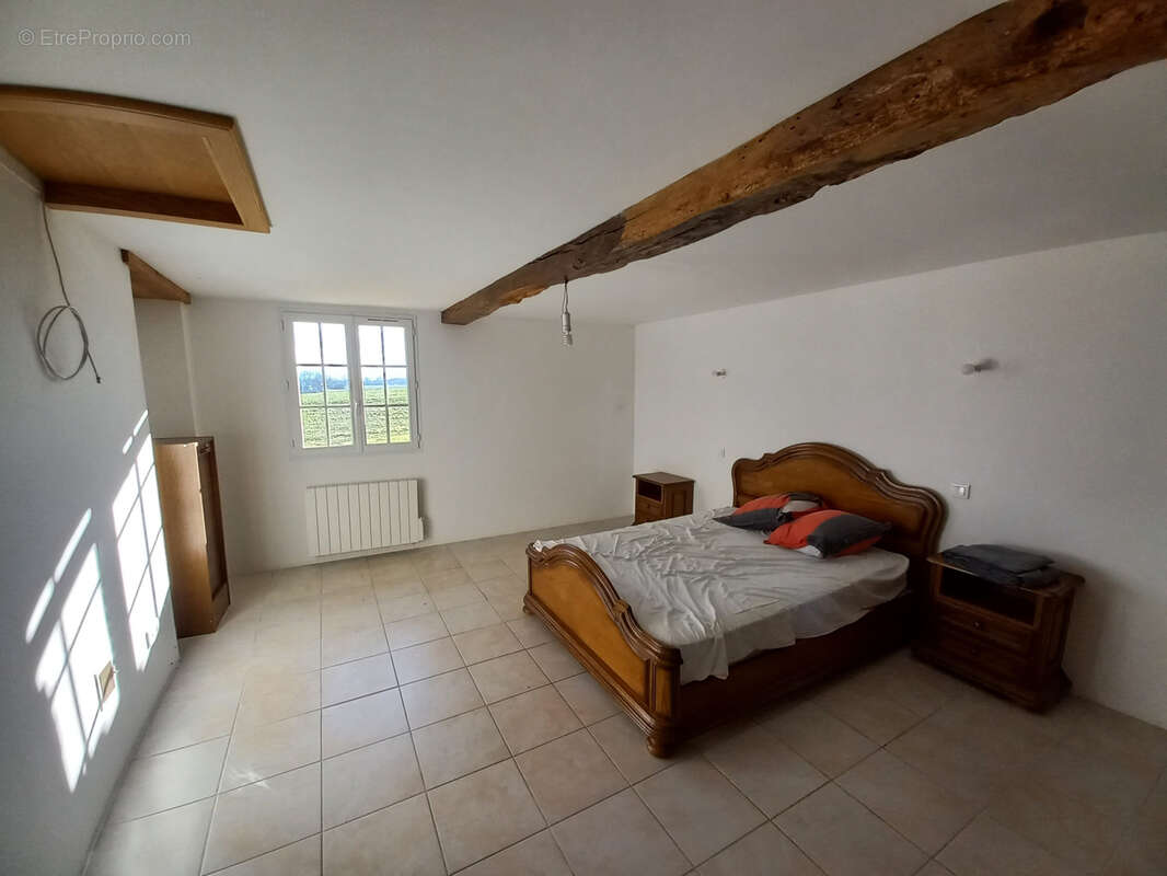 Maison à MIRANDE