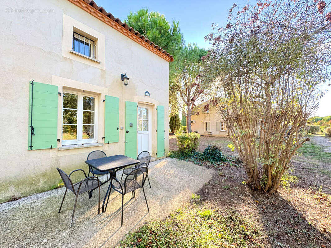 Appartement à GALLARGUES-LE-MONTUEUX