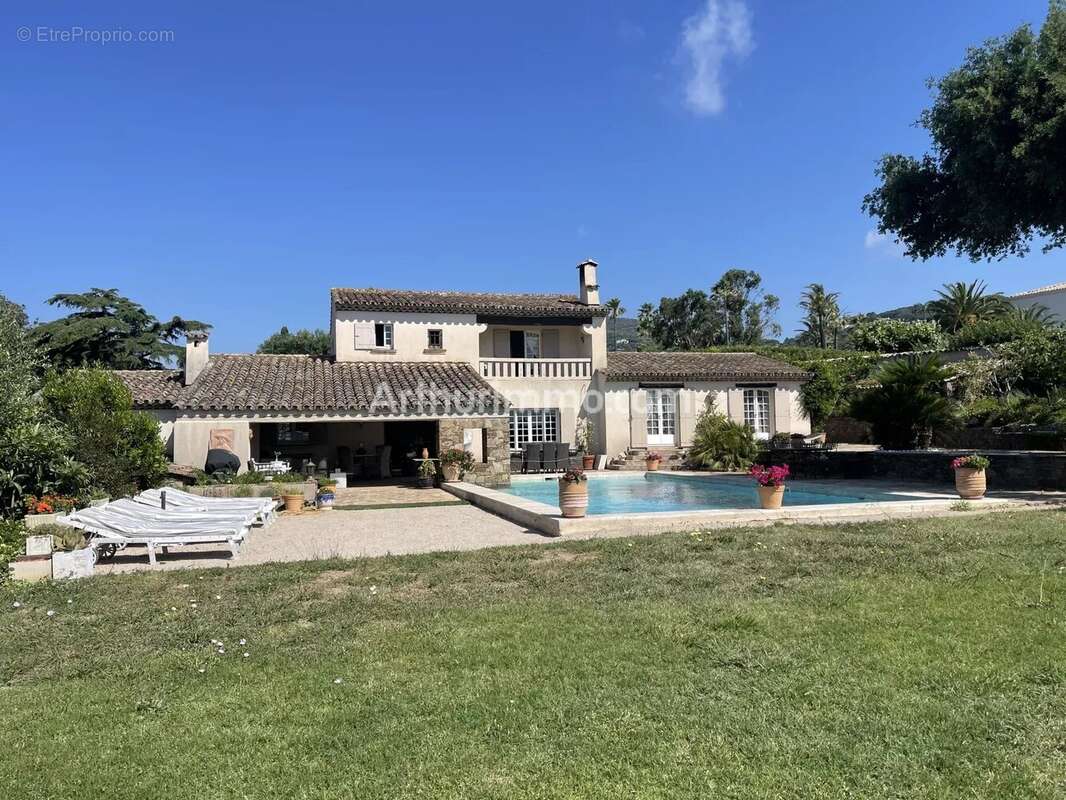 Grimaud - vue mer : - photo 4