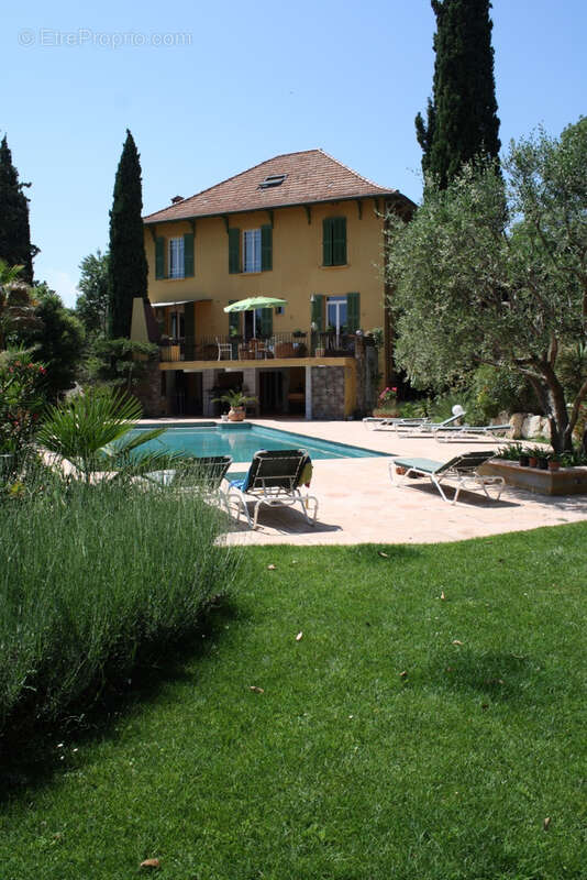 Maison à DRAGUIGNAN