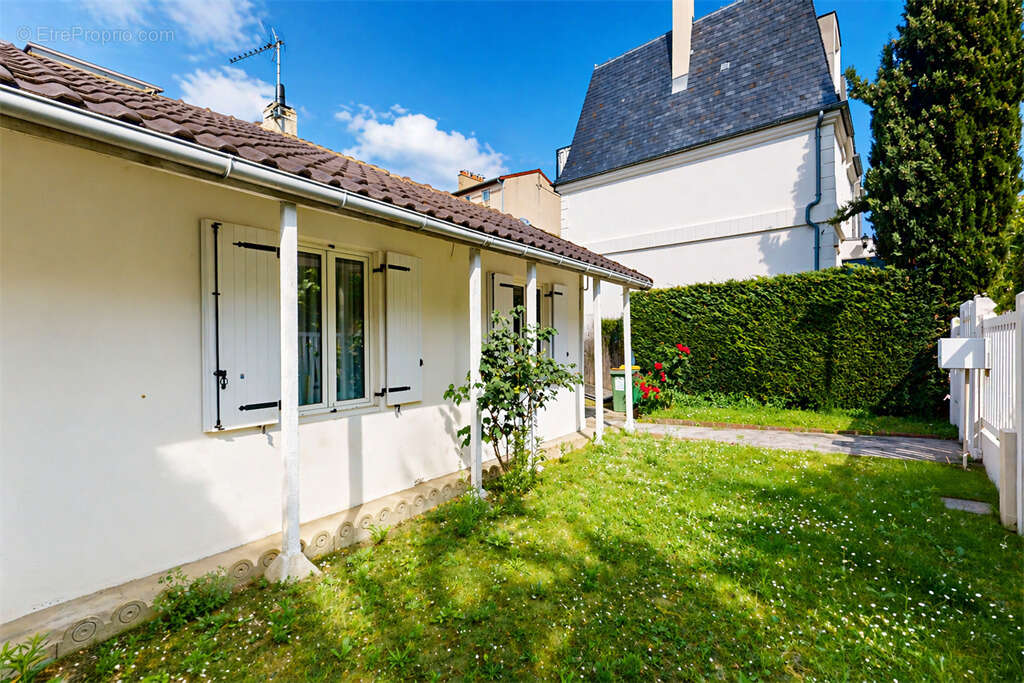 Maison 57 m² à Clamart  - photo 2